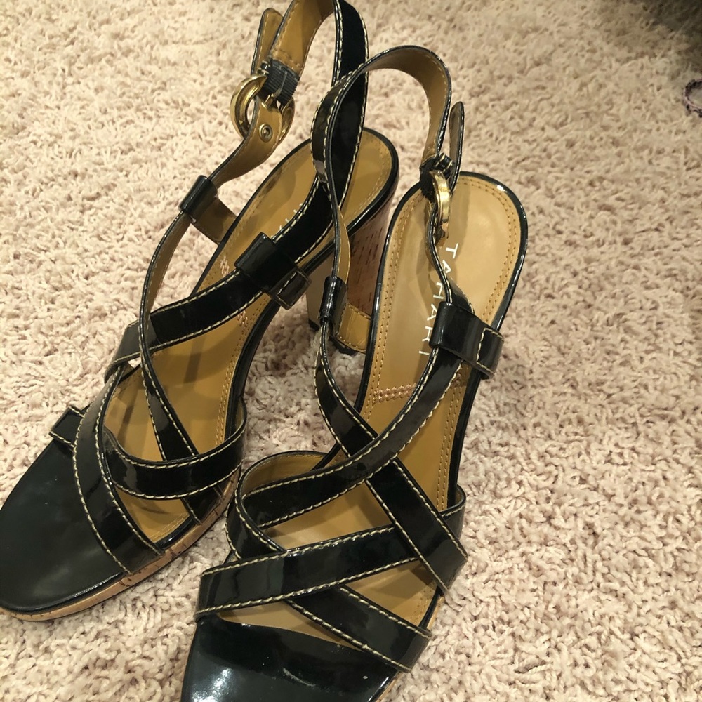 Tahari size 8.5